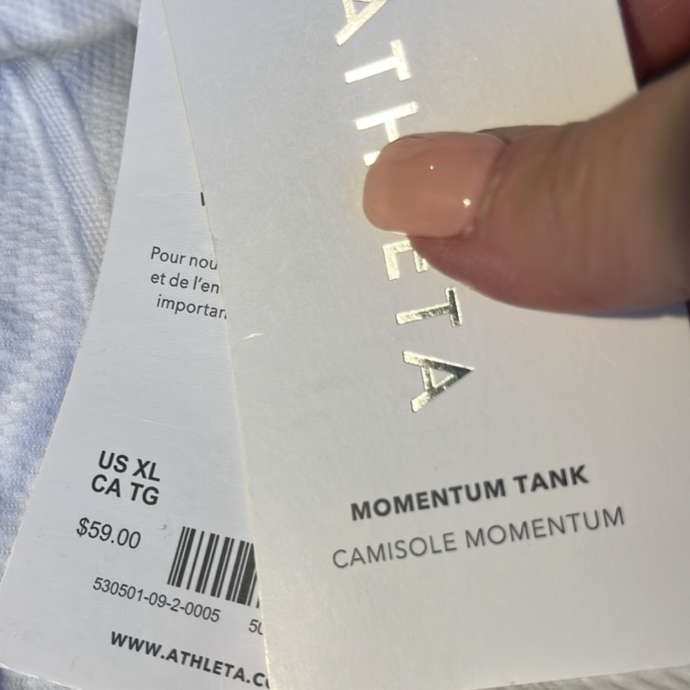 NWT-Athleta White Momentum Tank, Extra Large - Picture 9 of 9